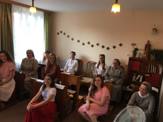 Ks. Bp Witalij Krywicki odwiedził wspólnotę w Kijowie